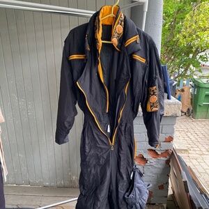 BOGNER WOMEN'S Vintage Black 1 Piece Ski Snowsuit Lay-erlite System US 10